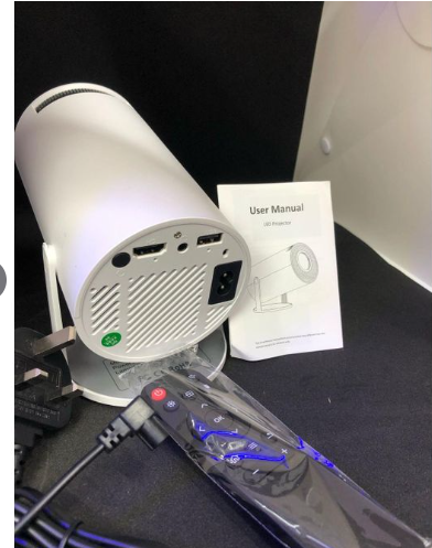 HY300 PRO Smart Projector Portable Projector EU Plug - White