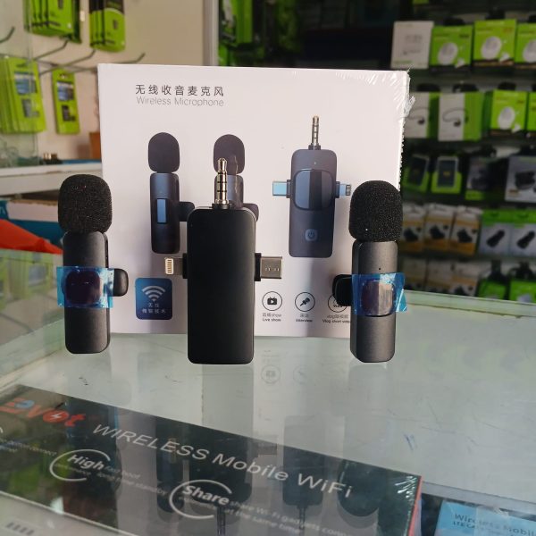 Three-in-One Wireless Live-Streaming Lavalier Microphone K15 for Outdoor Filming Sound Recording & Two-way Communication