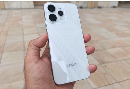 fhfhoewfie OPPO Reno15 5G – AI Portrait Expert with 120Hz AMOLED Display